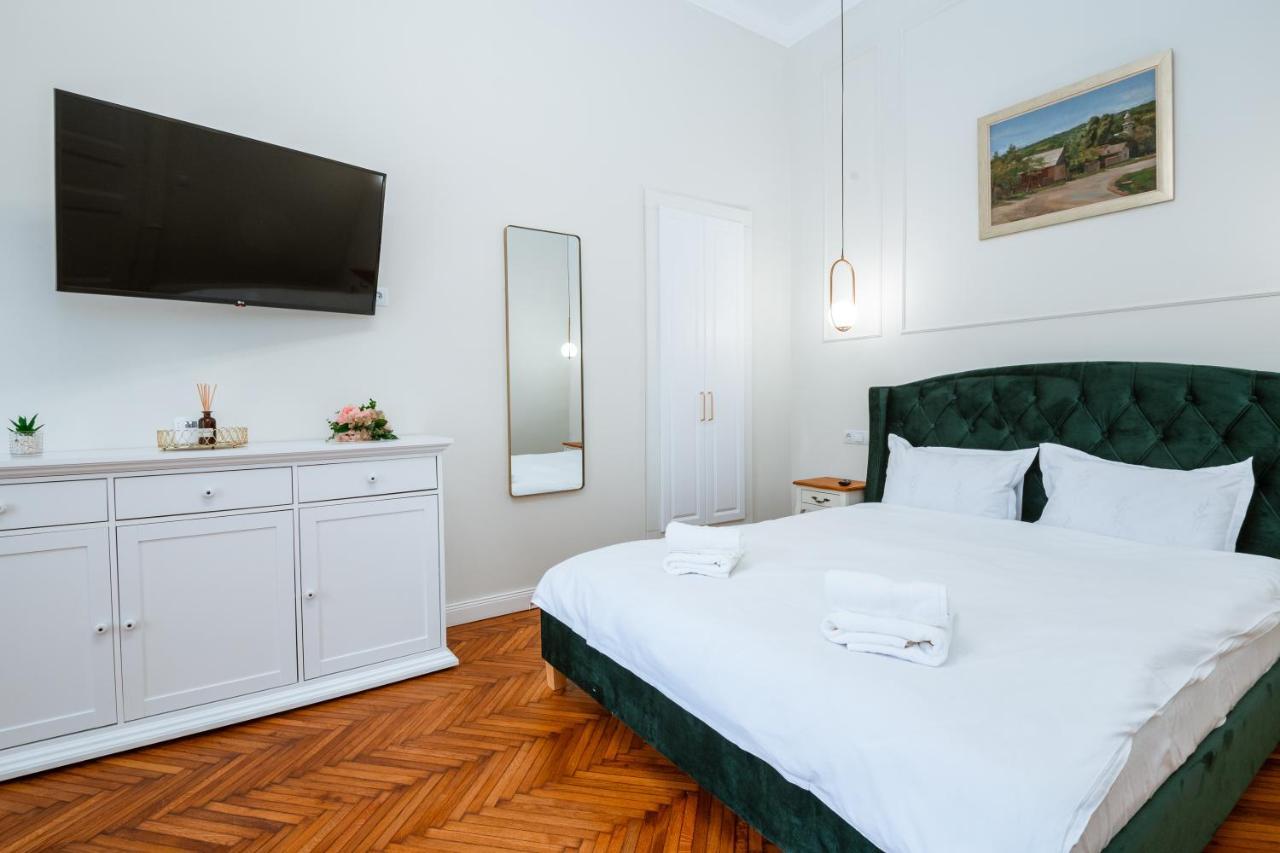 Apartament De Lux Central, P-Ta Matei Corvin Kaloşvar Dış mekan fotoğraf