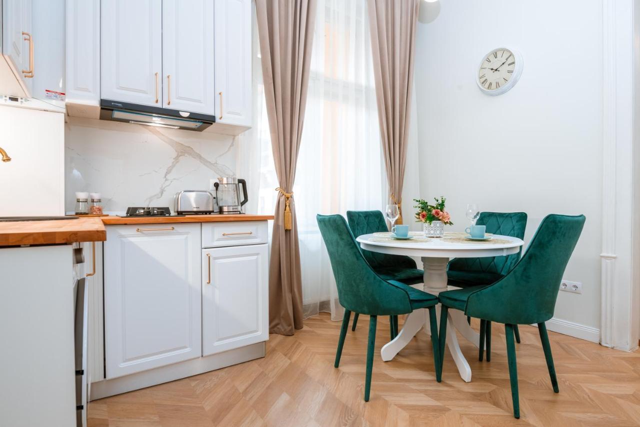 Apartament De Lux Central, P-Ta Matei Corvin Kaloşvar Dış mekan fotoğraf